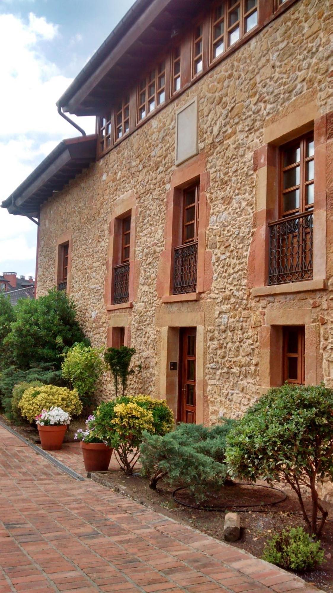 Hotel Palacio De La Vinona Oviedo Esterno foto